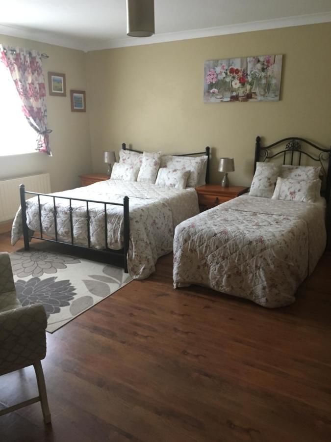 Отели типа «постель и завтрак» Heeneys Lodge B&B Донегол